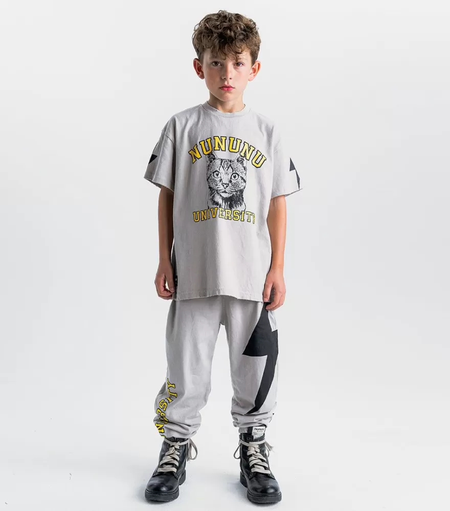 University T-Shirt<NUNUNU Store